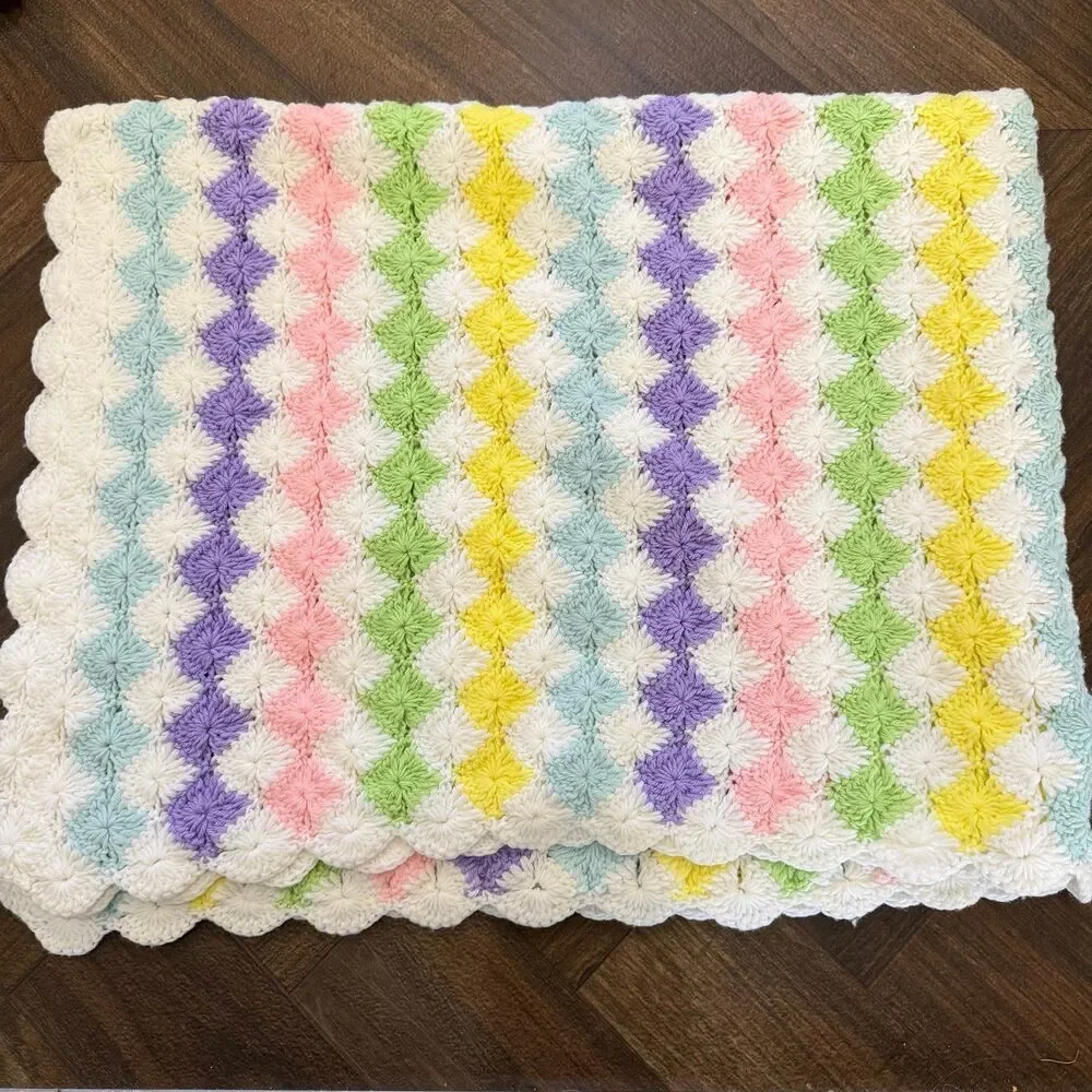 Handmade Crochet Baby Afghan Crib Blanket Pastel Crocodile Shell Stitch